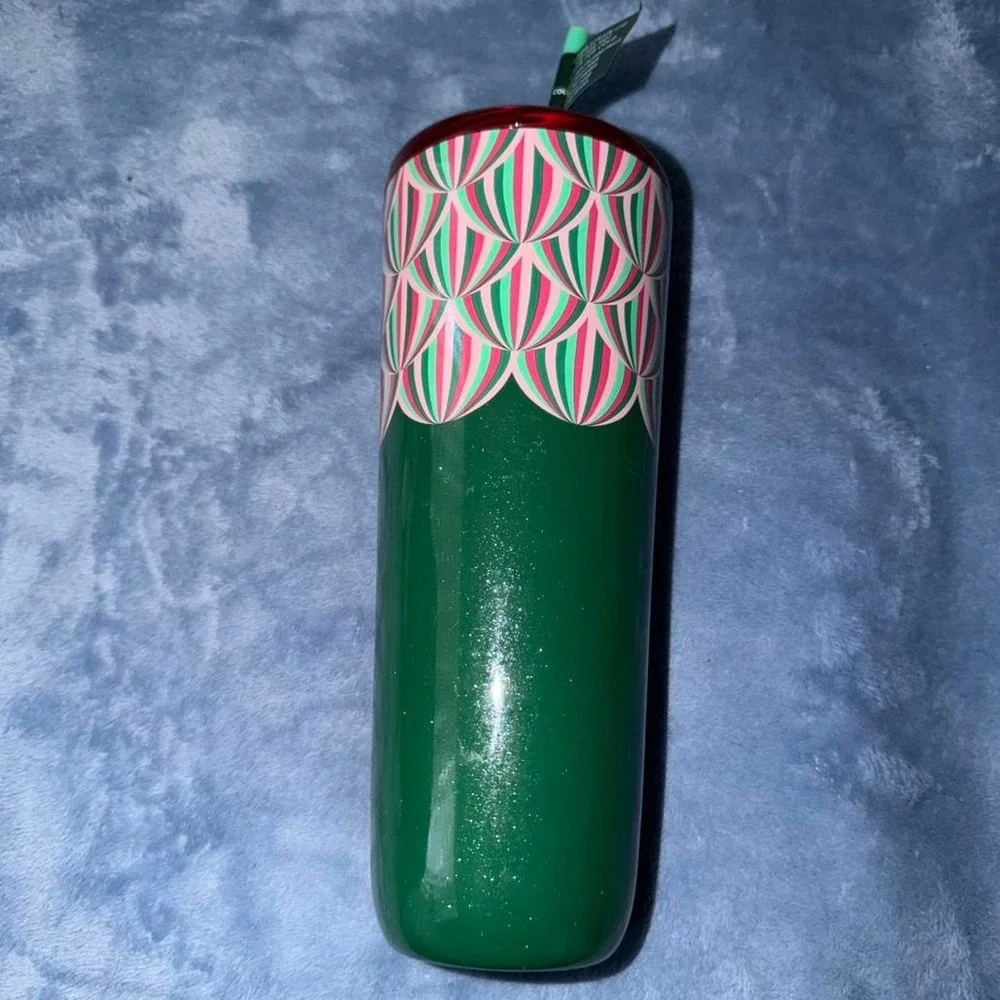 Starbucks 2024‎ 24 oz Venti Cup Rare Design Sip or Straw Christmas NWT